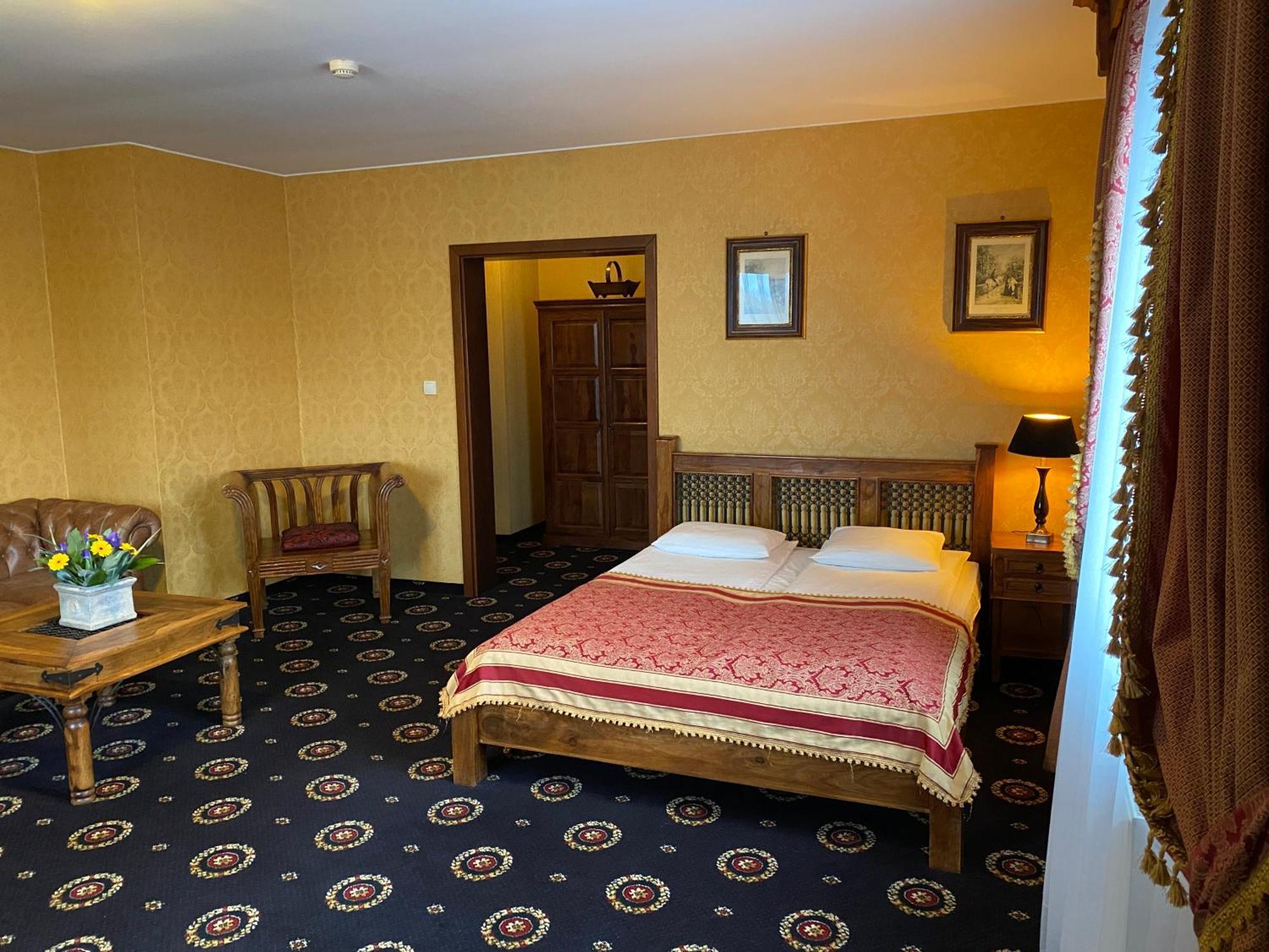 Hotel Zameczek Książ Wielki Exteriér fotografie